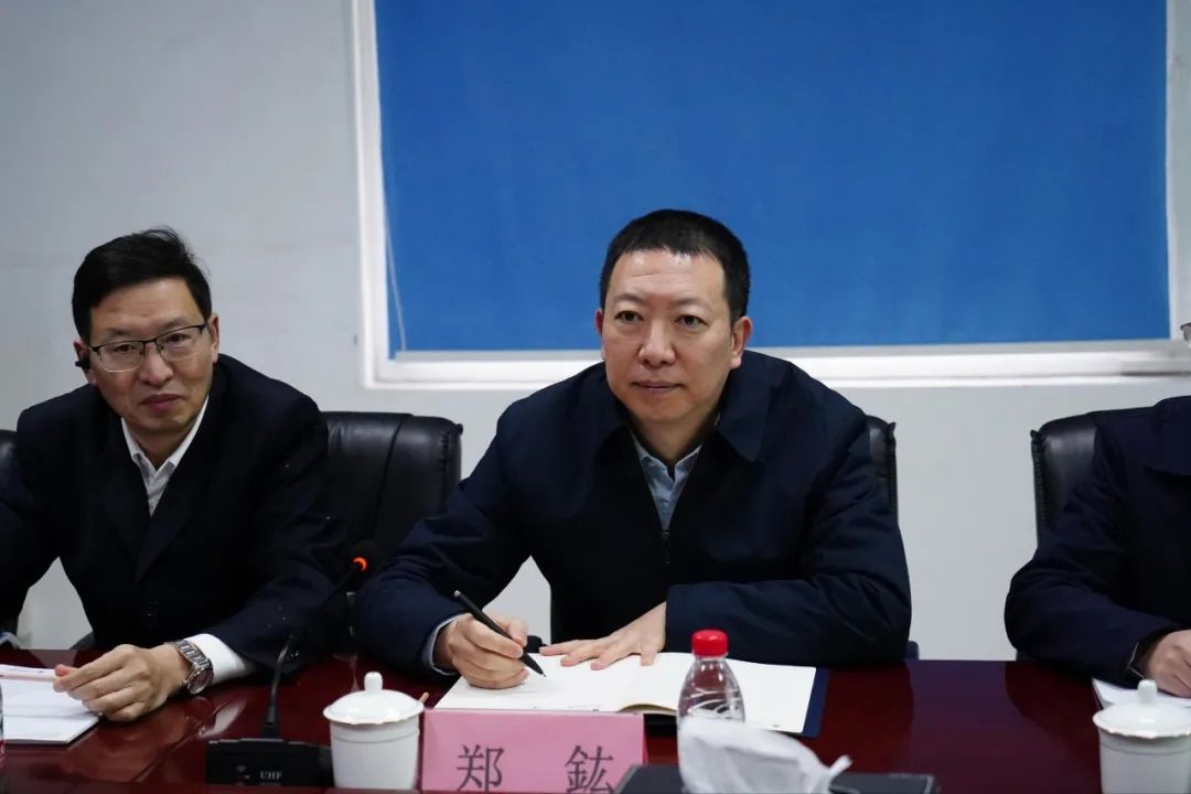 四川省司法廳領(lǐng)導(dǎo)調(diào)研藍(lán)海，并召開中小企業(yè)權(quán)益保障座談會(圖3)